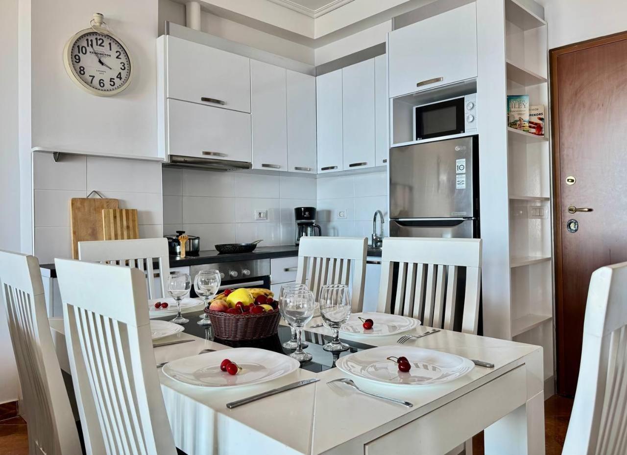 Ionian Sea View Апартаменты Саранда