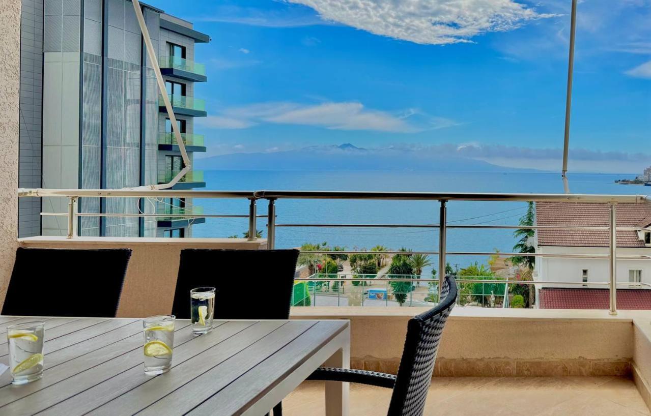 Ionian Sea View Апартаменты Саранда